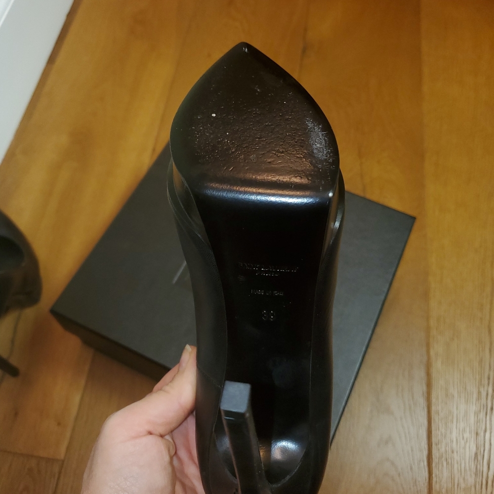 HOT🔥🔥🔥 Ives Saint Laurent Leather Heels - Picture 2 of 6